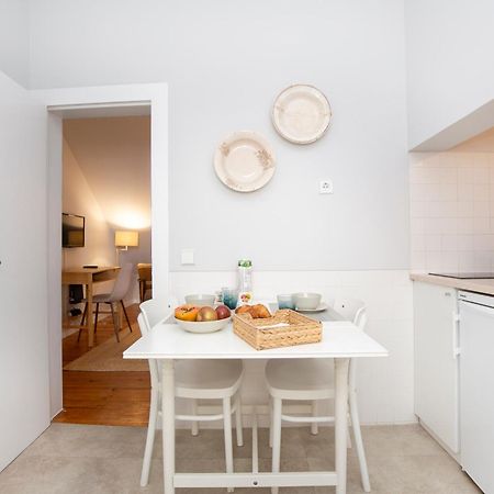 Live Like A Local @ Casa Da Esquina - Wifi & A/C Apartment Lisboa Екстериор снимка